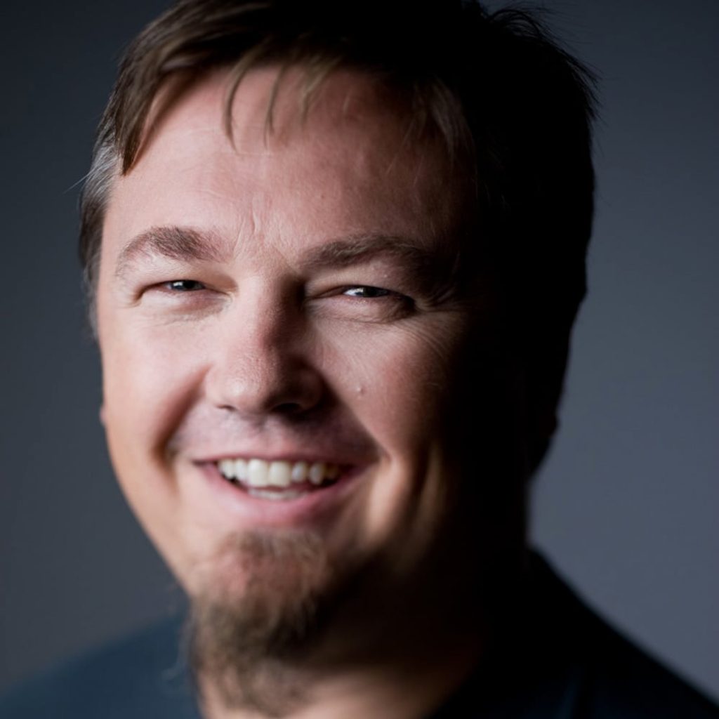 REVISIT: This week, Andy talks with the artist behind three enormously-popular wedding songs—Edwin McCain. His hit songs “I’ll Be” and “I Could Not Ask For More” are both favorite “first dance” songs, and his song “Walk With You” is always a moving choice for the father/daughter dance. Edwin’s songs have formed the soundtrack to some of the most pivotal moments in people’s lives, that couples and their families will always remember.