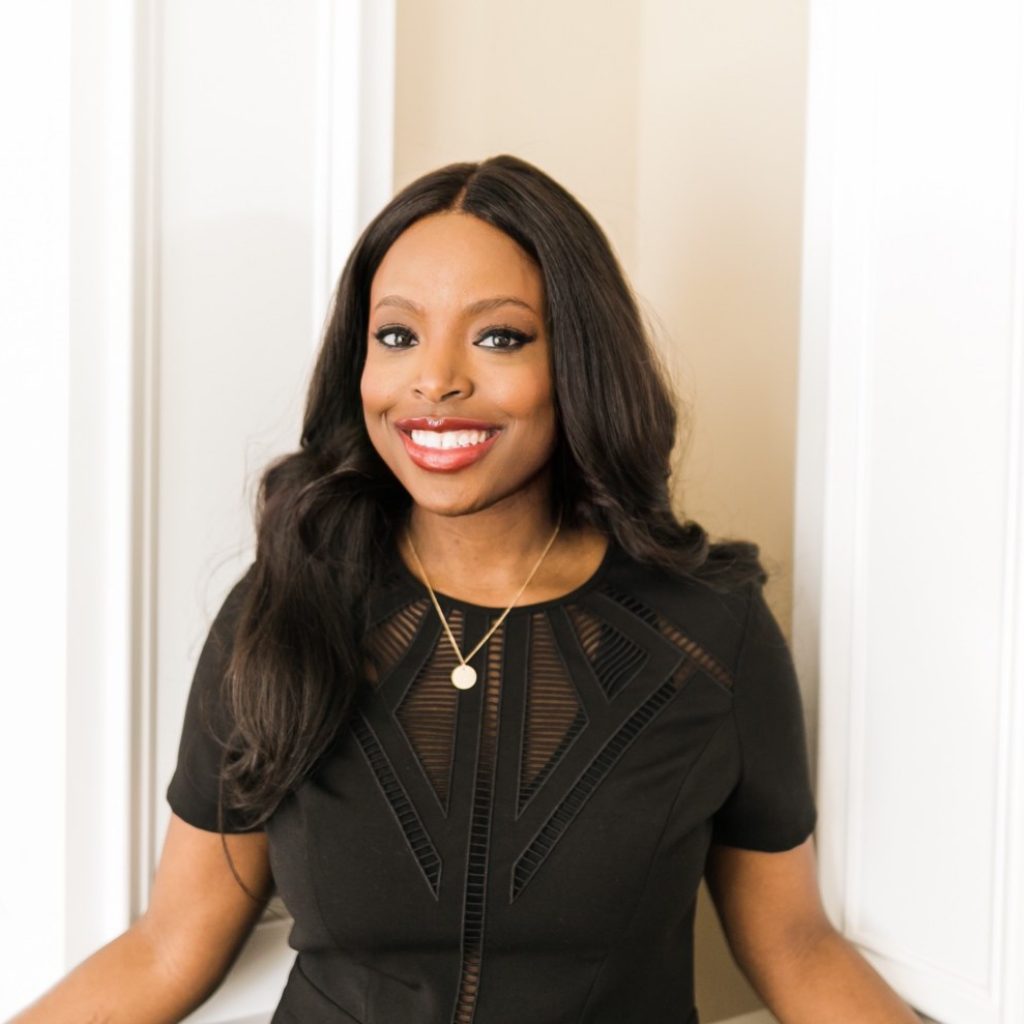 Listen as Kunbi shares growing up in Nigeria and moving to Kansas at fifteen, why she got a business degree and then a law degree and how she got into the wedding industry by planning her two wedding celebrations. Kunbi blogged about her wedding as a way to stay in touch with her friends in Nigeria, and it turned into Perfete.